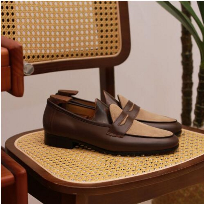 Boat Shoe Leather - 英国スタイルの男性コーヒーローファー夏本革紳士カジュアルシューズドライビングボート