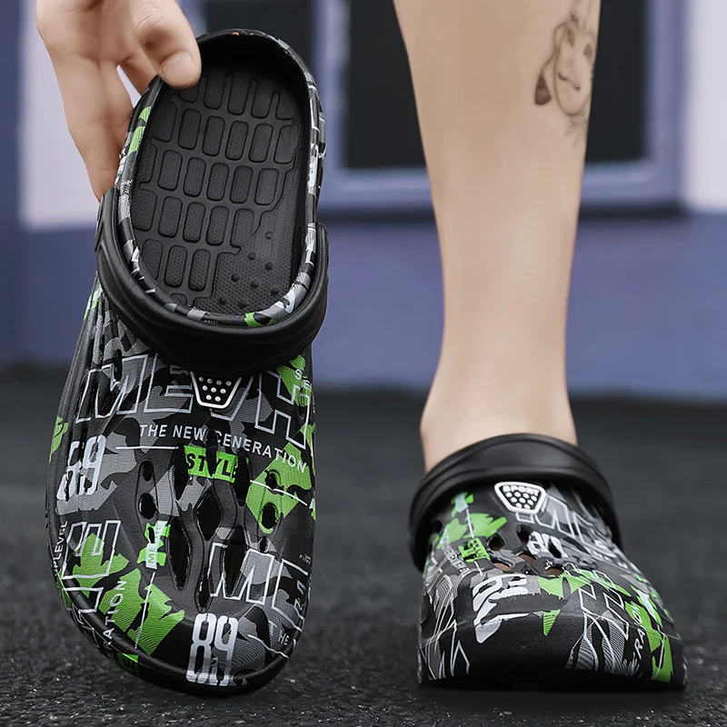 プラスサイズの新しいメンズスリッパ夏屋外厚い底滑り止めビーチ - Men'S Shoes Crocs のレビューと価格