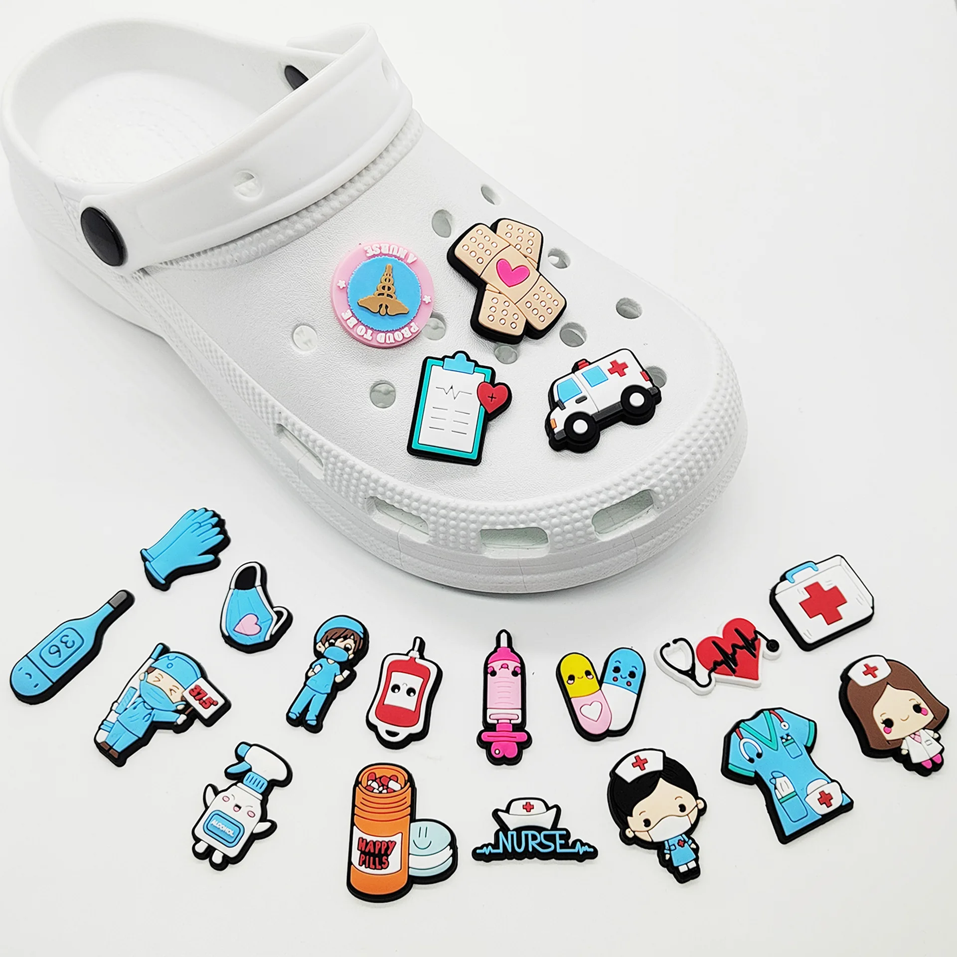 男性と女性のためのPVC靴チャーム,医療,病院,バッジ,衣類 - Men'S Shoes Crocs のレビューと価格