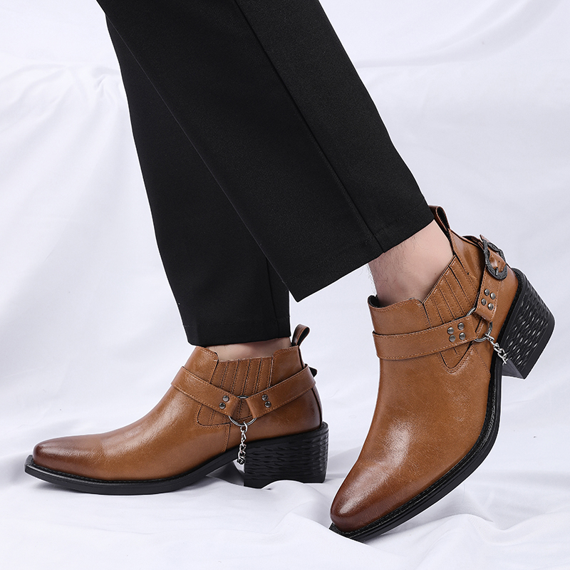 新しいブラウン/ブラック牛革ブーツ金属チェーンデザインメンズ - Men Shoes For Wedding のレビューと価格