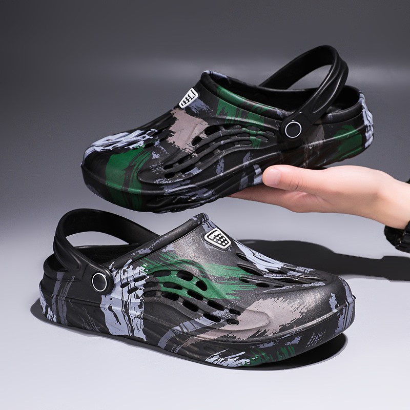 メンズ夏用迷彩柄グラフィティサンダル ガーデンクロッグシュー - Men'S Shoes Crocs のレビューと価格
