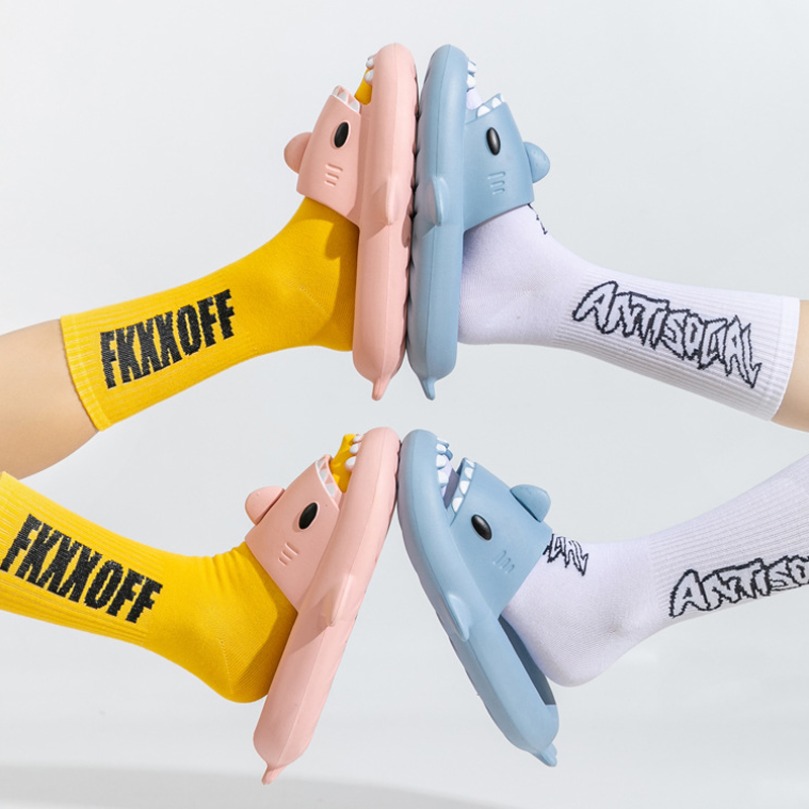 メンズシャークスリッパ クラウドクラッパー 男性用スライドサ - Men'S Shoes Cloud のレビューと価格