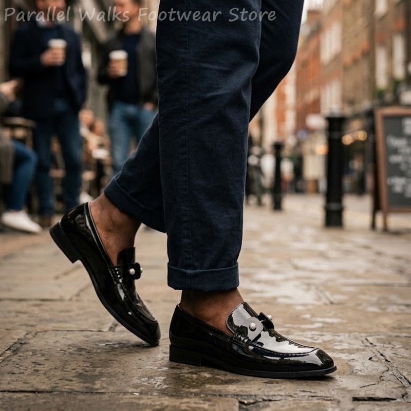 メンズブラックパテントフェイクスエードラインストーンローファ - Men Shoes For Wedding のレビューと価格