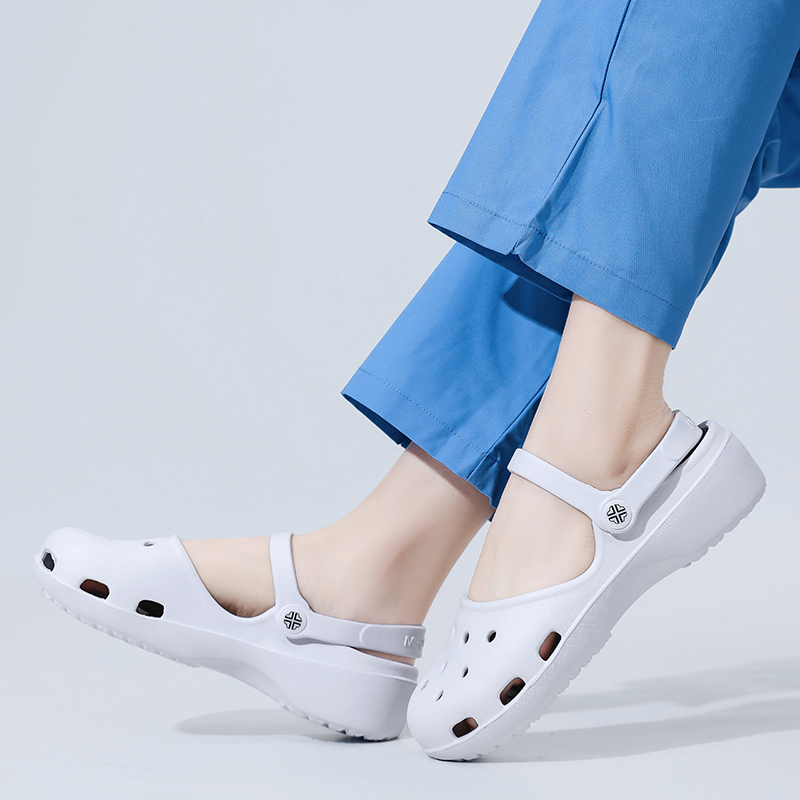 クロックスシューズ レディース 夏用 ソリッドカラー 軽量  - Men'S Shoes Crocs のレビューと価格