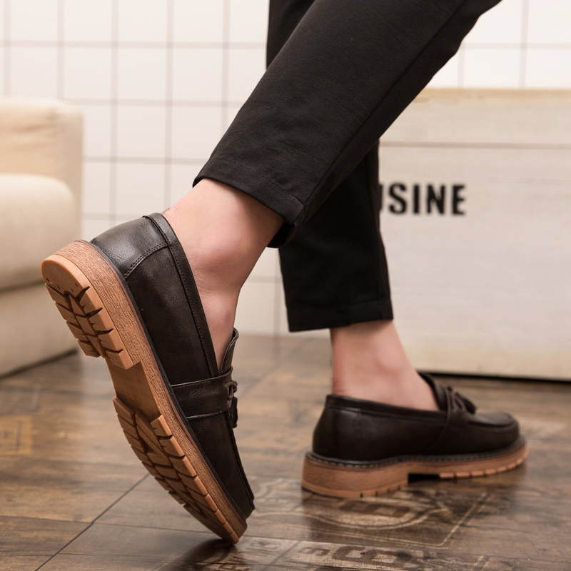 新しいスリッポン厚底カジュアルレザーシューズ、ブリティッシュ - Boat Shoe Leather のレビューと価格